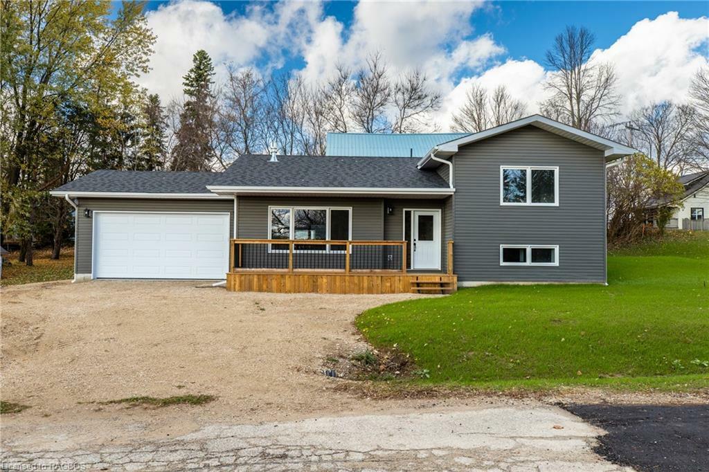 Property Photo: 80 Loucks Lane ON N0H1G0