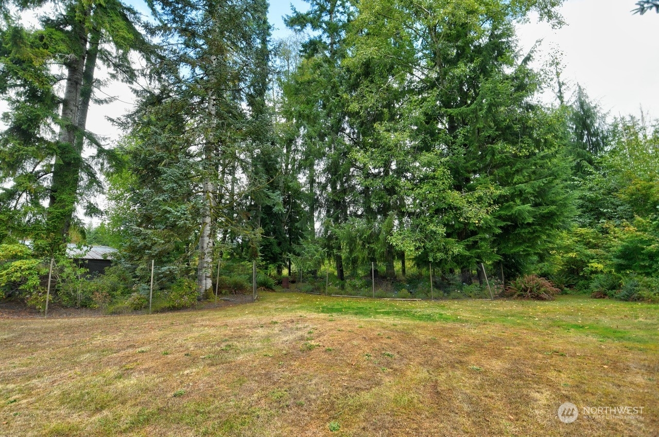 Property Photo:  1402 W Simpson Avenue  WA 98563 