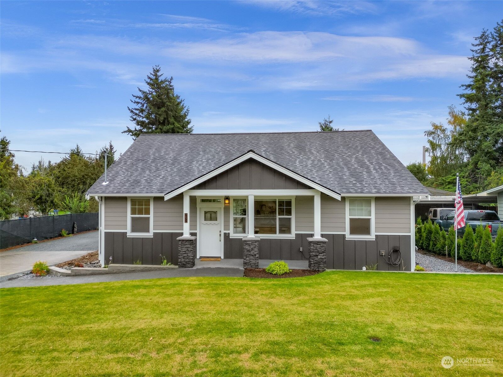 Property Photo: 3037 Birchwood Ave WA 98225
