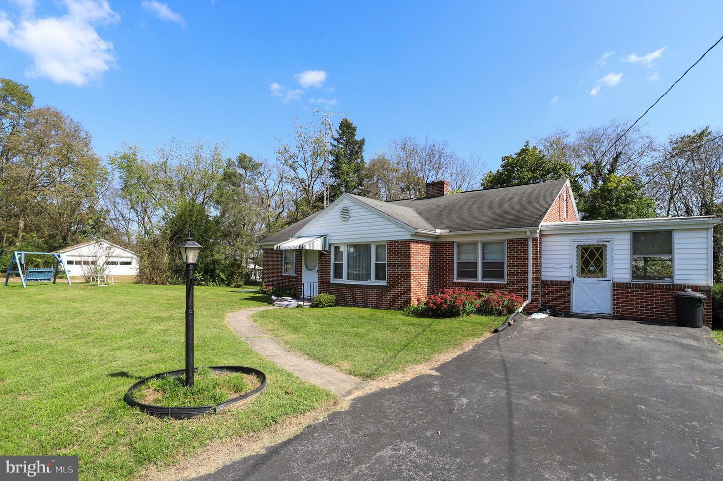 Property Photo:  6274 Findley Drive  PA 17236 