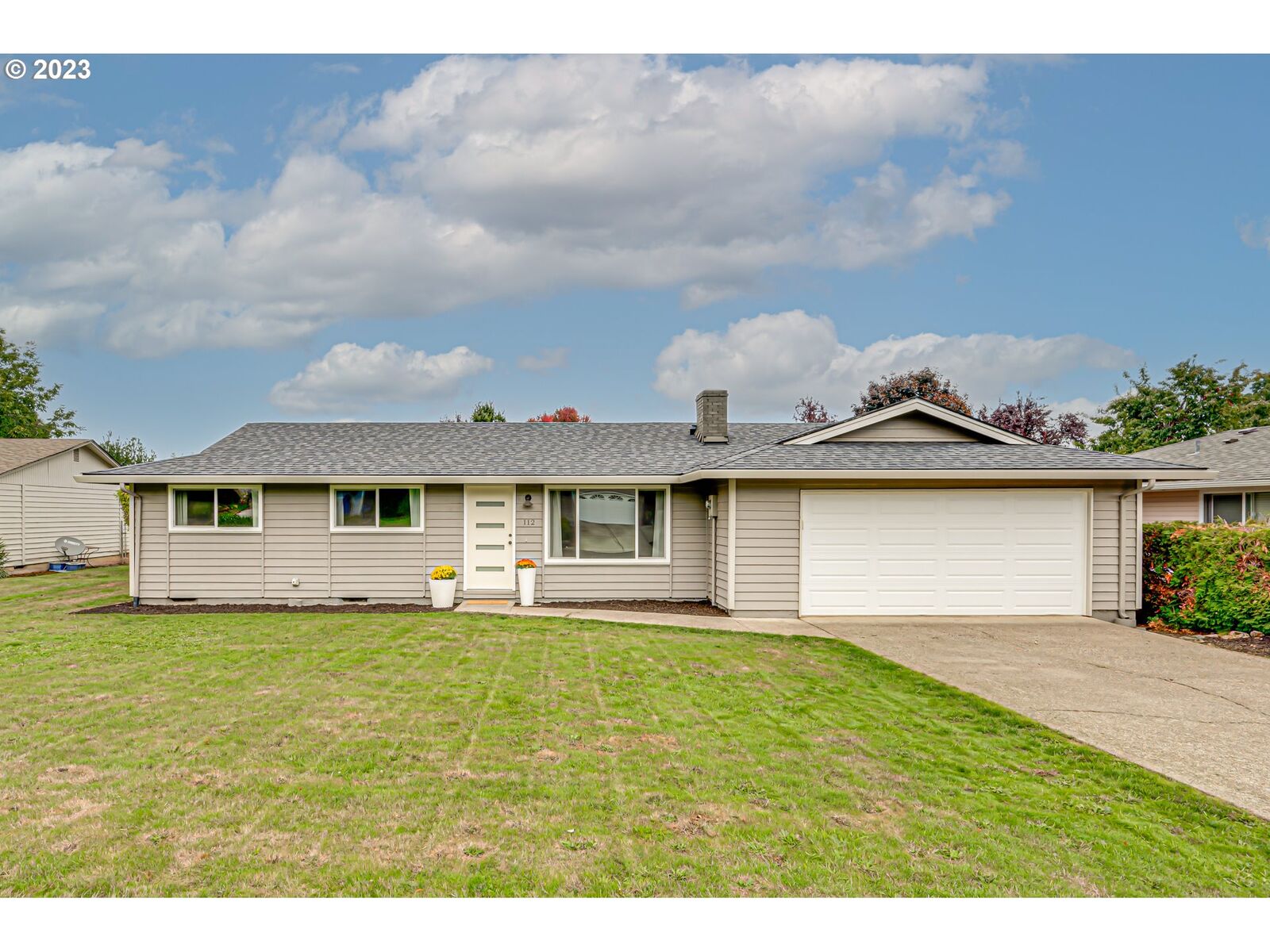 Property Photo: 112 NW 102nd St WA 98685