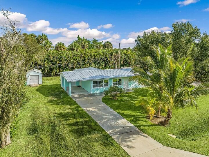 910 Coral Street  Fort Pierce FL 34982 photo