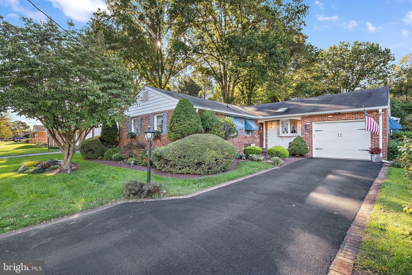 Property Photo: 115 Yearsley Drive DE 19808