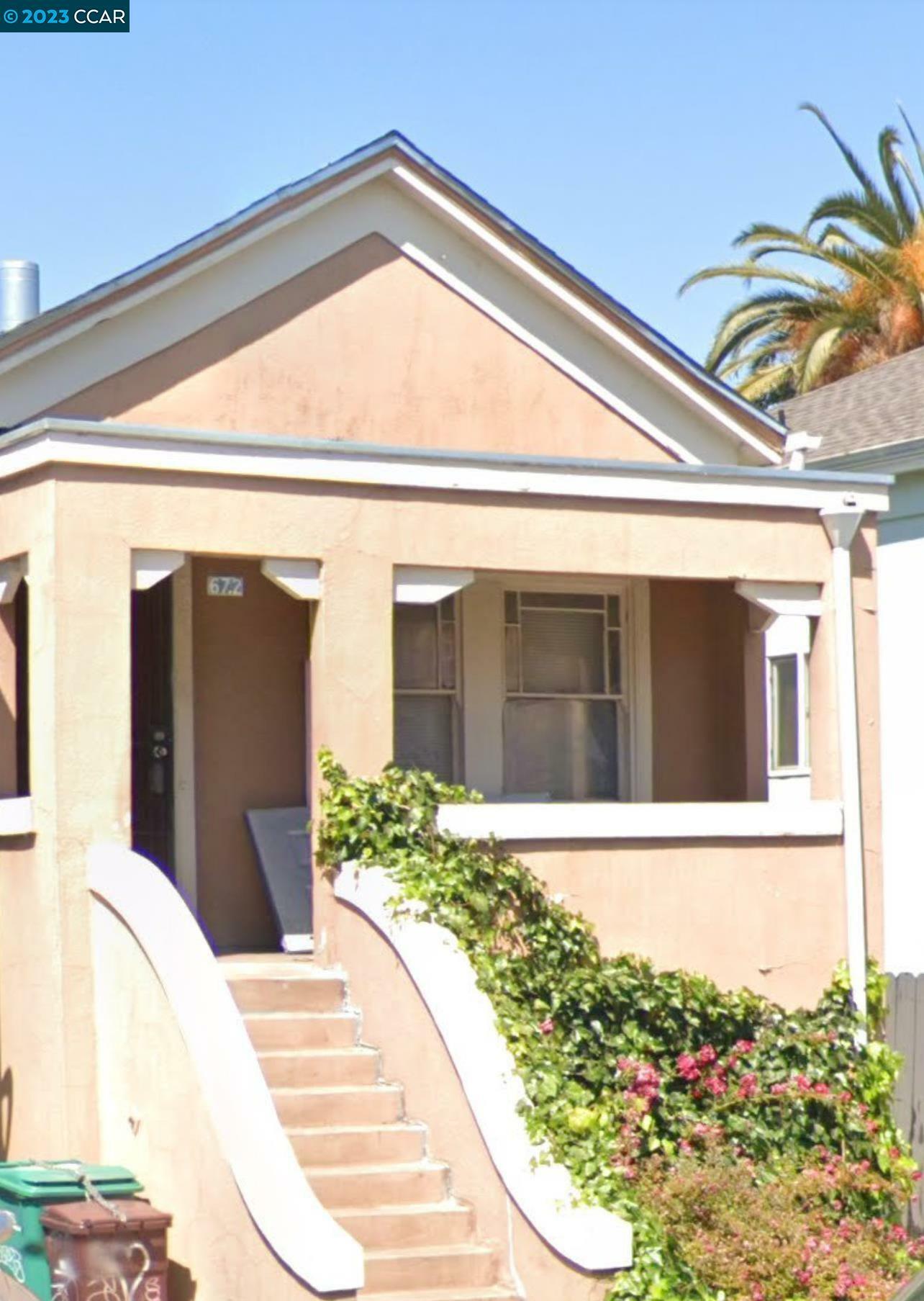 Property Photo: 672 27th CA 94612