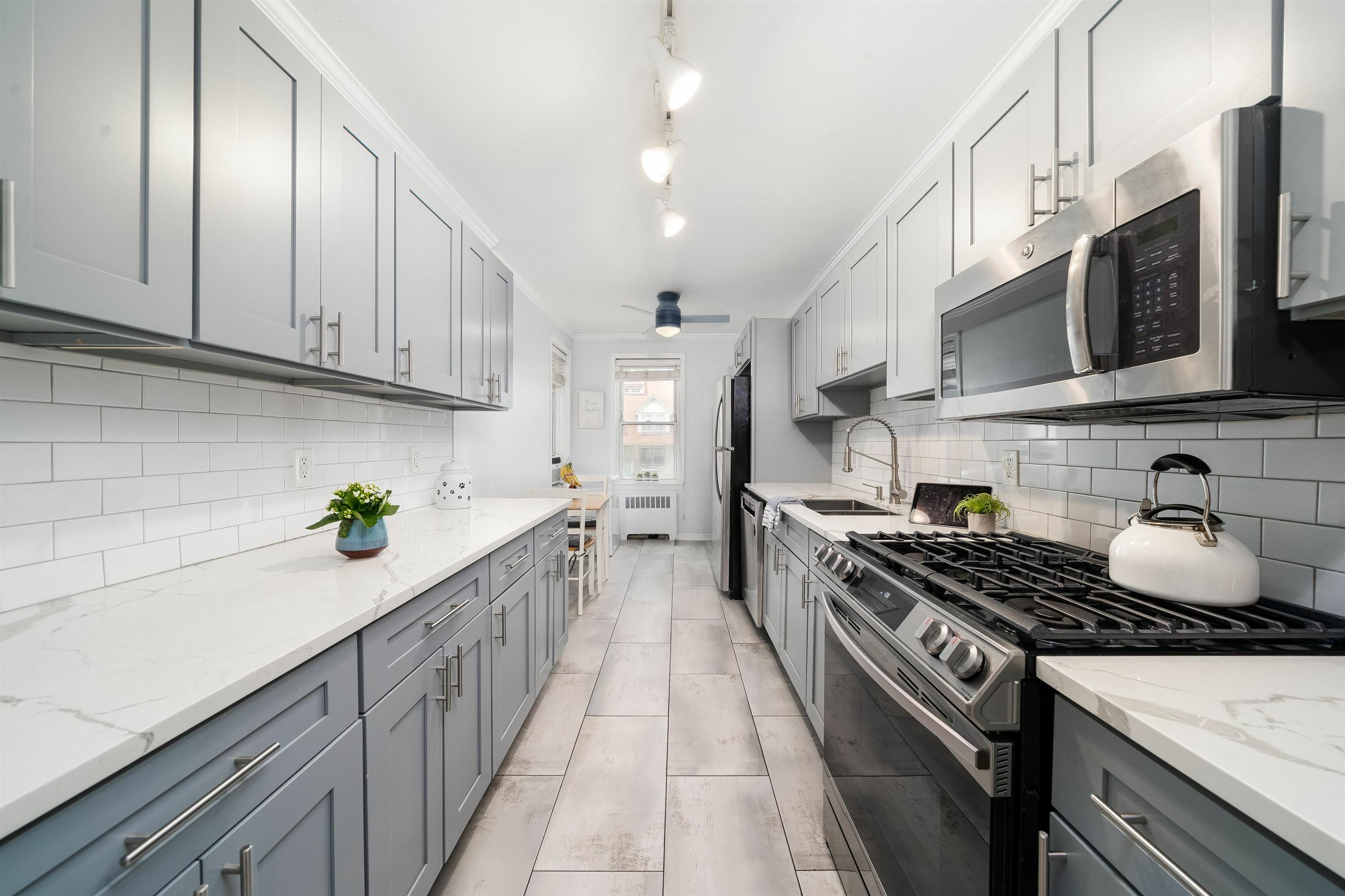 Property Photo: 2520 Kennedy Blvd 1G NJ 07304