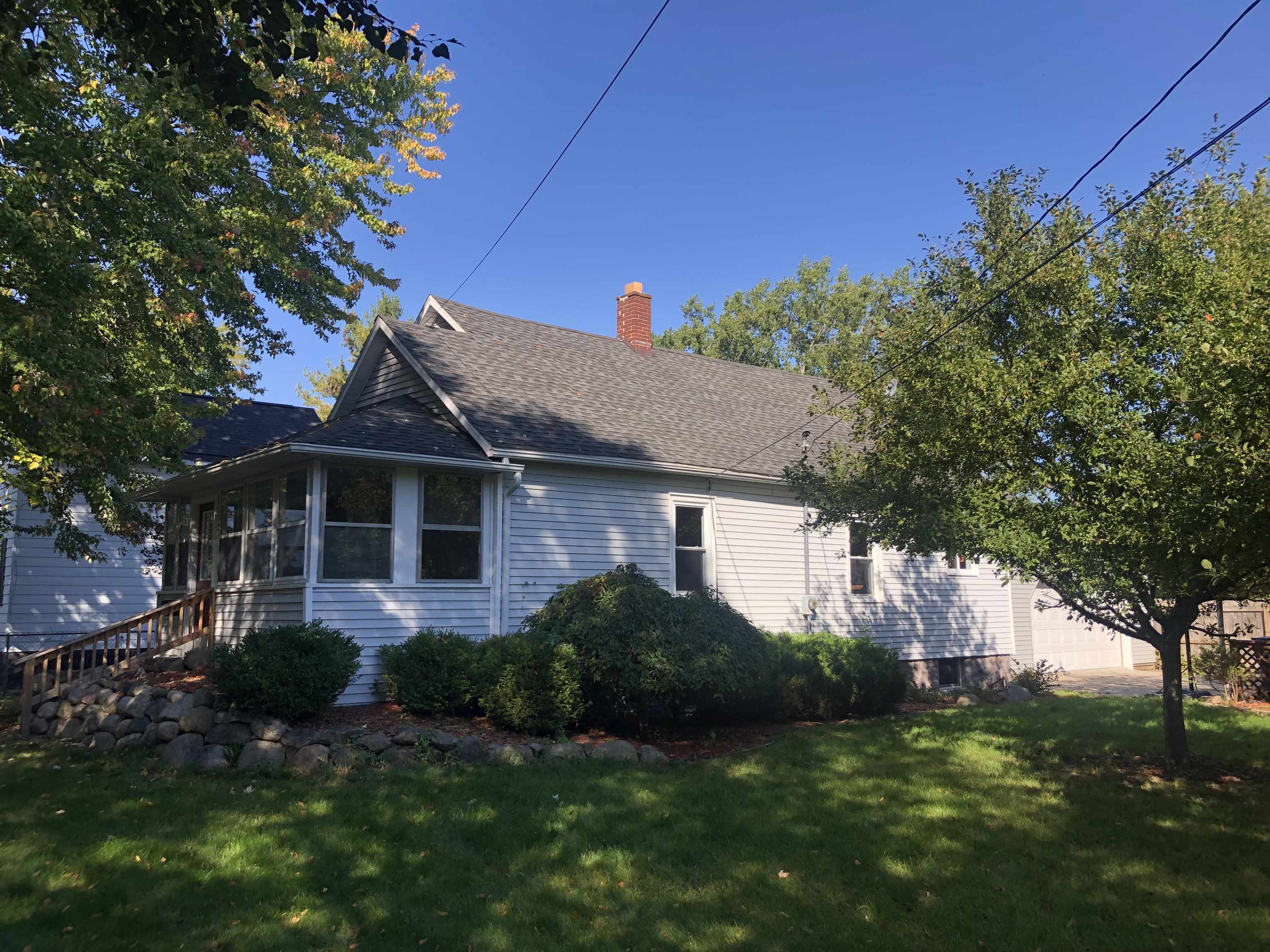 Property Photo:  225 E Murphy  MI 48706 