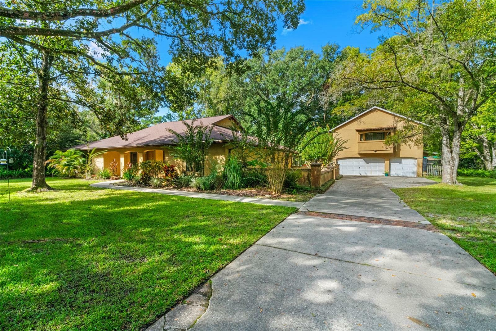 Property Photo:  476 Wood Street  FL 32746 