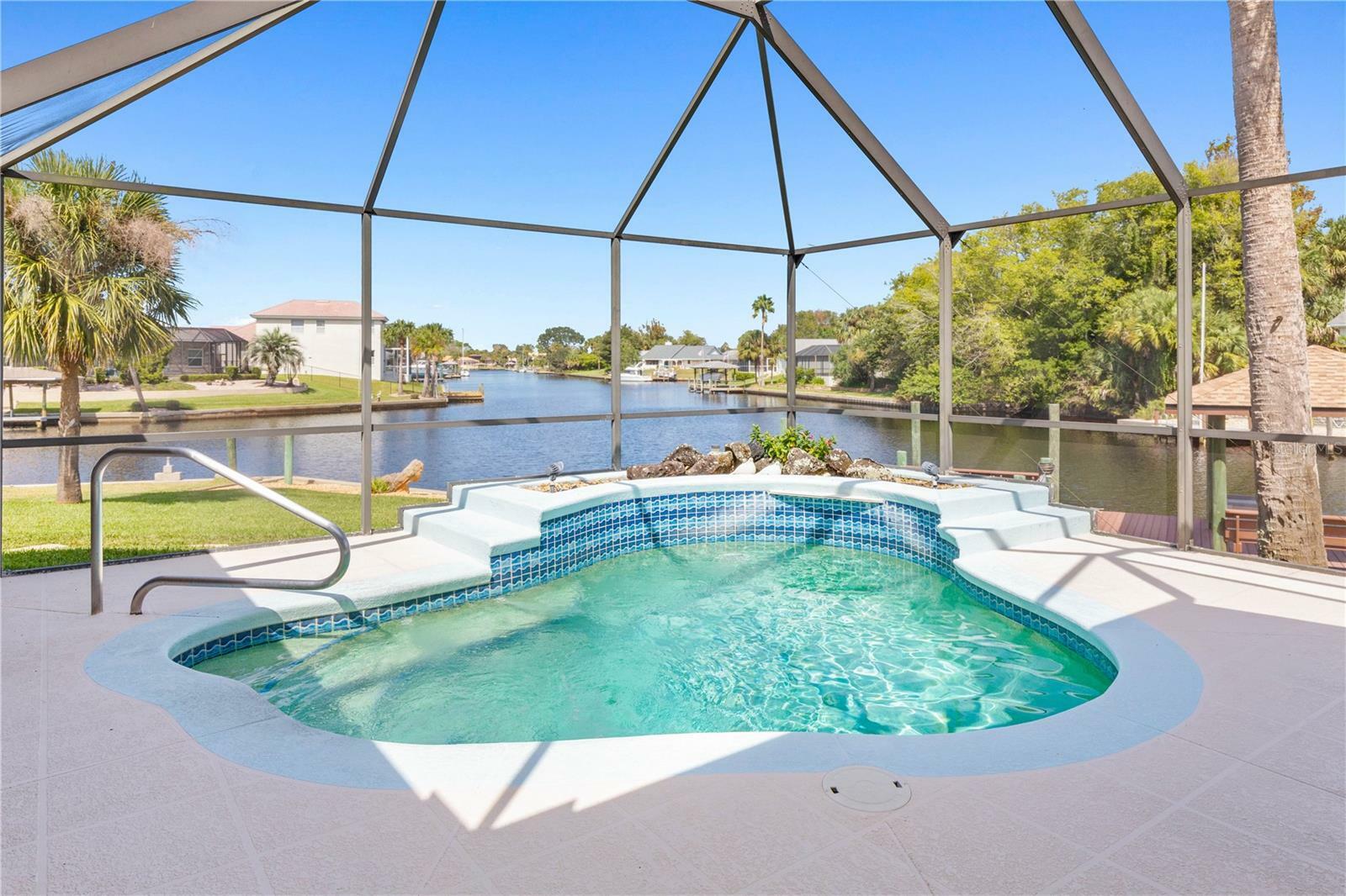 Property Photo:  8 Crow Court  FL 32137 