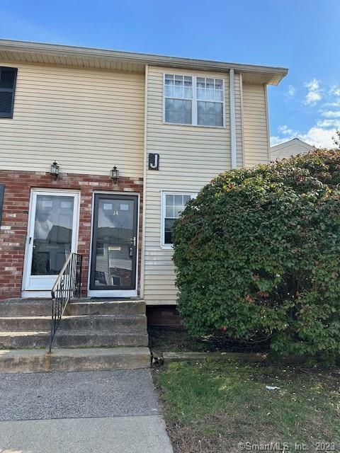 Property Photo: 4 Bradley Circle J4 CT 06082