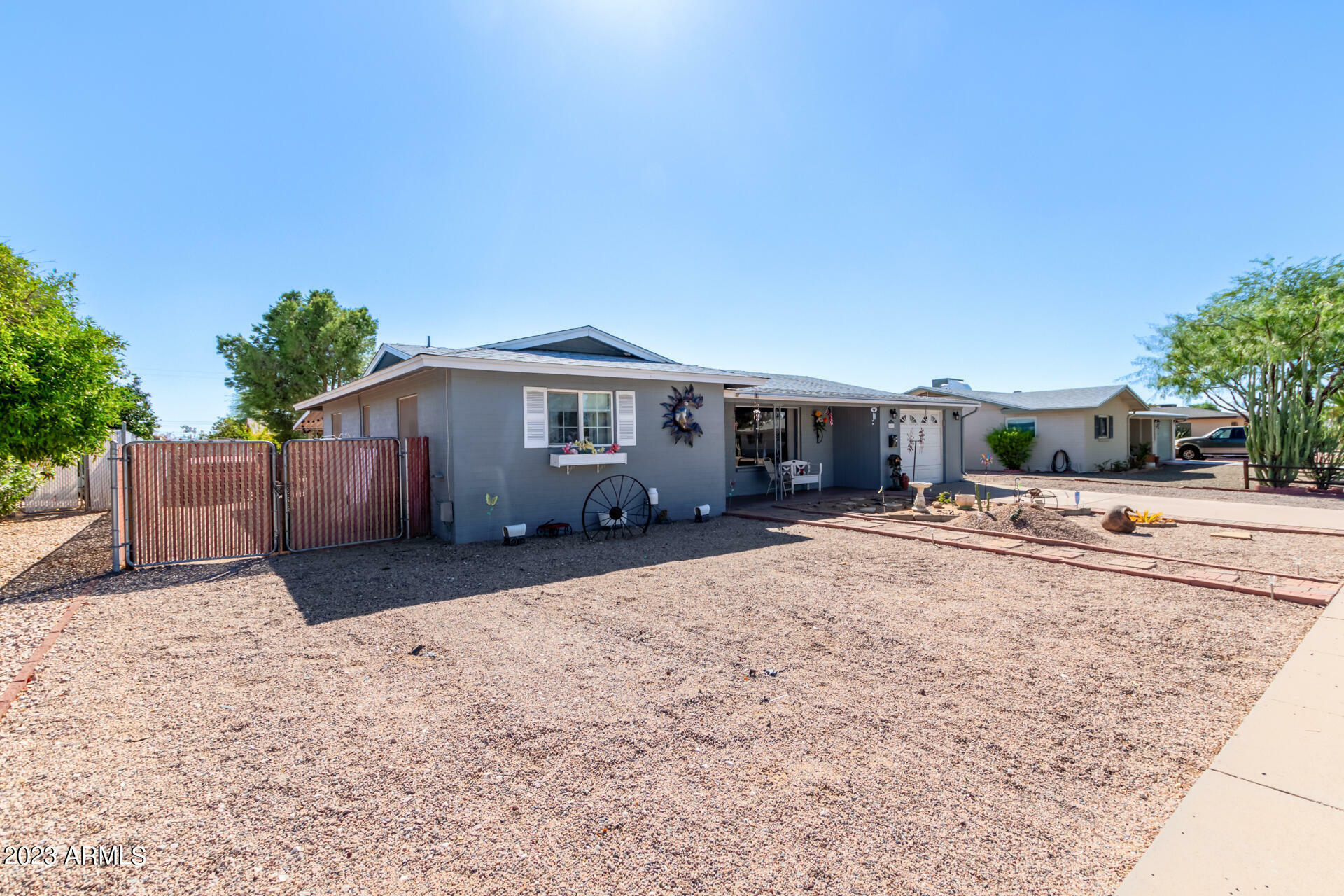 Property Photo:  5521 E Dallas Street  AZ 85205 