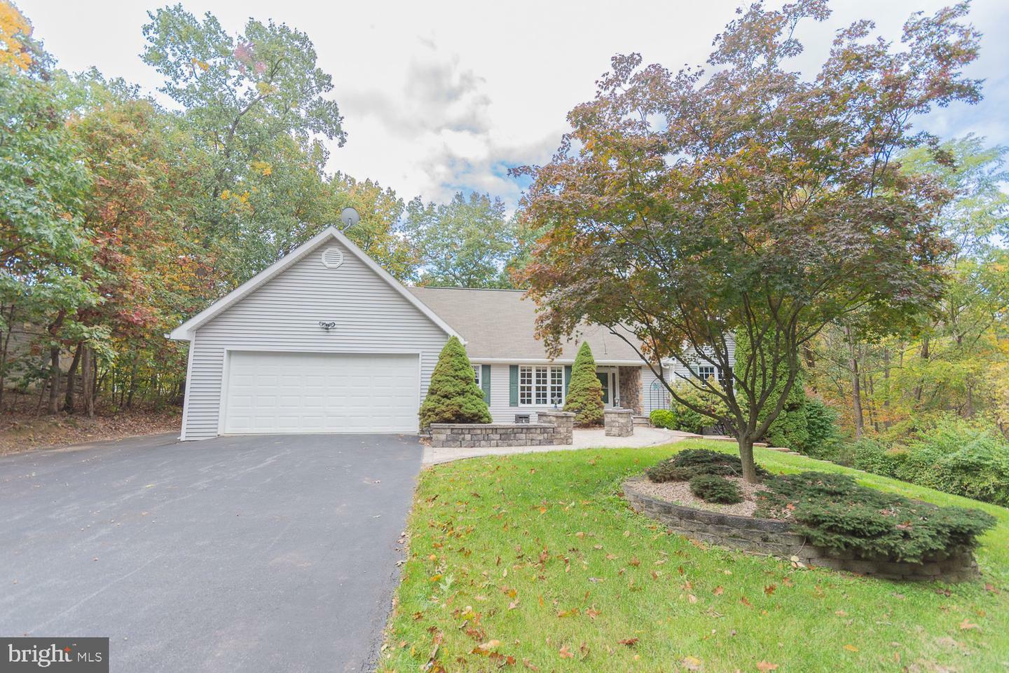 Property Photo:  440 Forevergreen Drive  WV 25419 