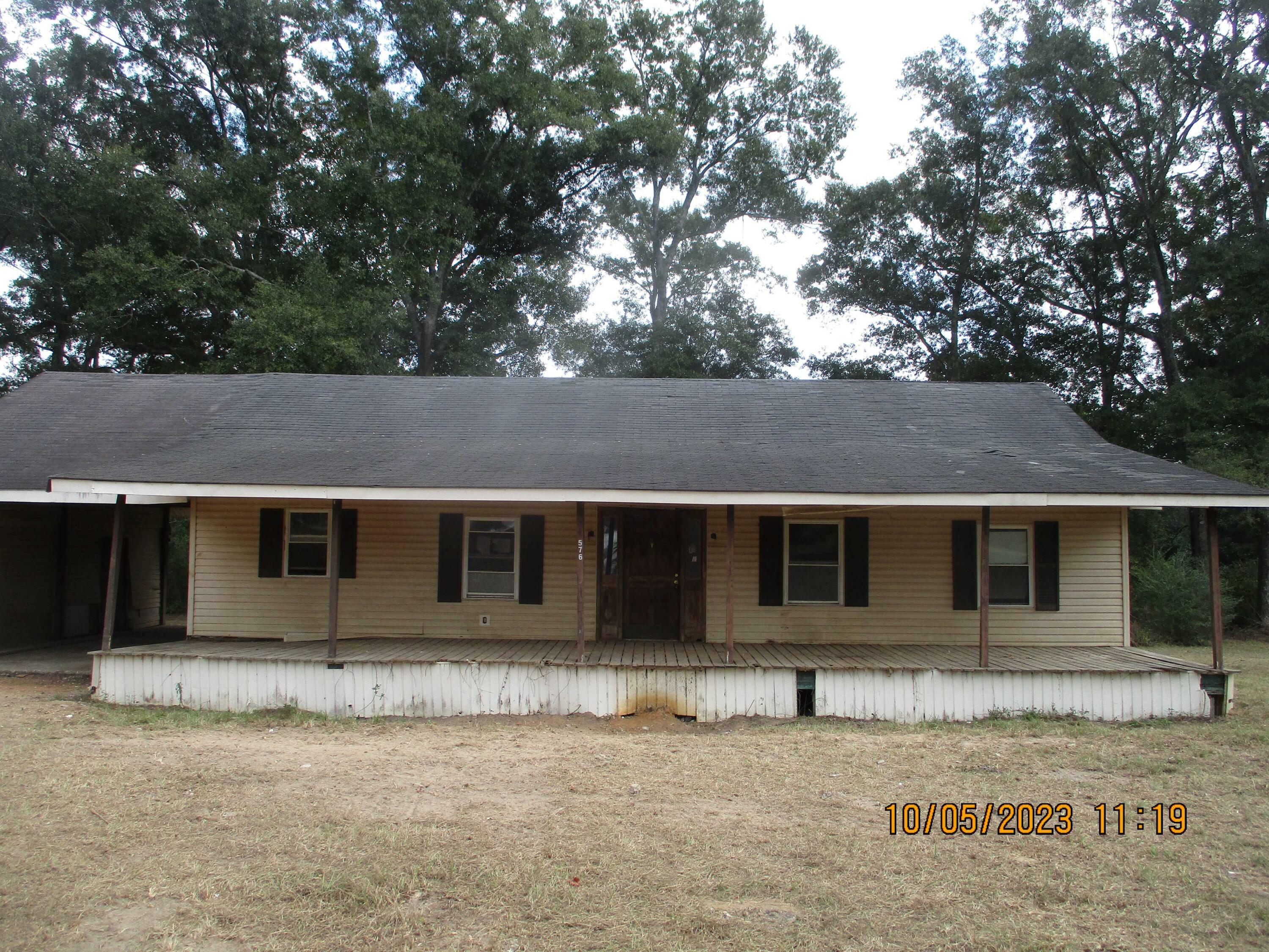 Property Photo:  576 Deer Park Rd.  MS 39451 