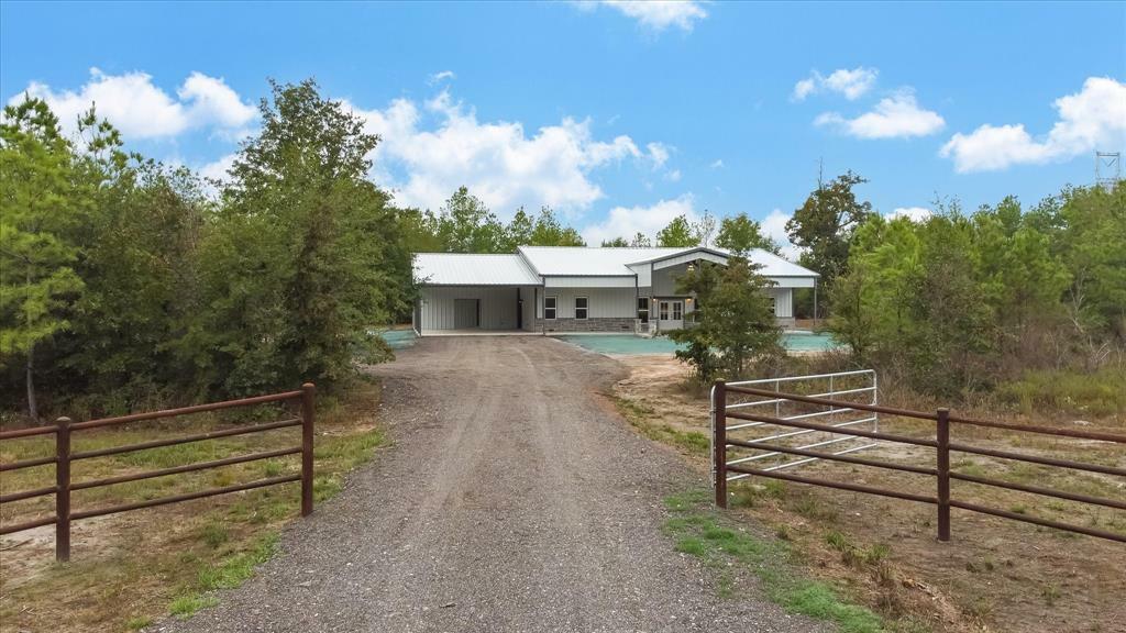 Property Photo:  138 Hopewell  TX 77320 