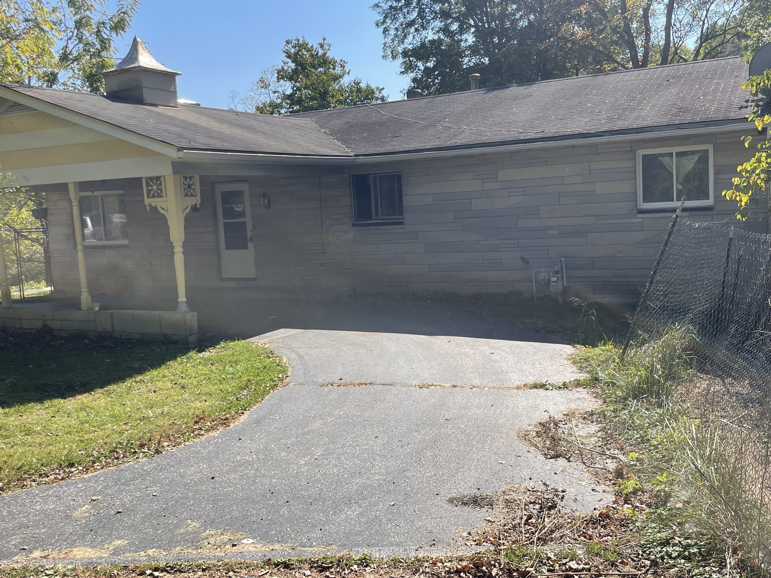 Property Photo: 6770 E State Road 46 IN 47401