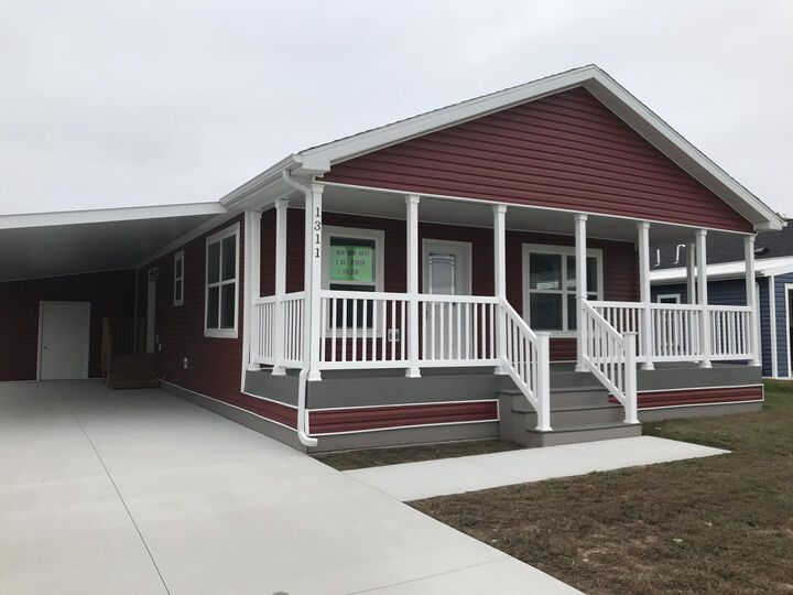 1311 Wildfield Lane  Fremont MI 49412 photo