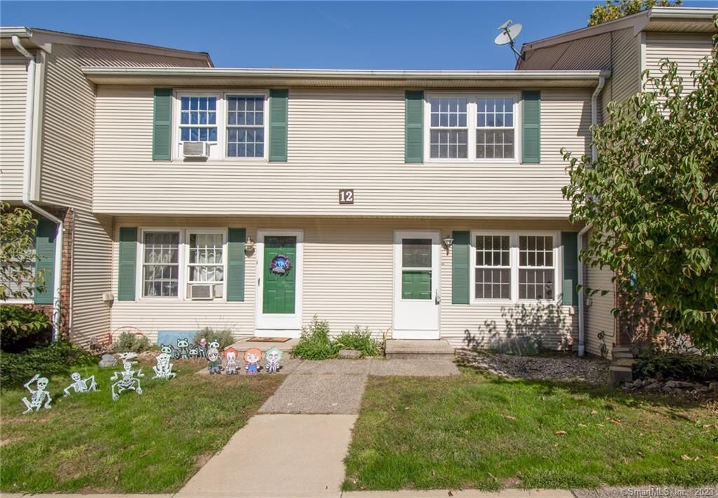 Property Photo:  12 Countryside Lane 3  CT 06457 