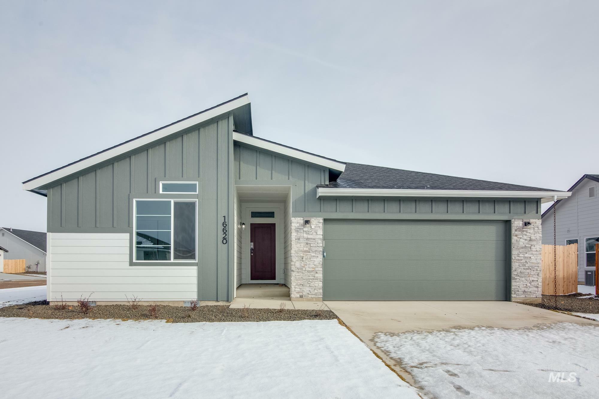 Property Photo: 16620 Chambers Way ID 83607