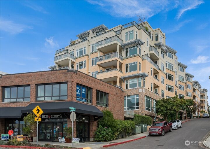 Property Photo:  108 2 Avenue S 301  WA 98033 