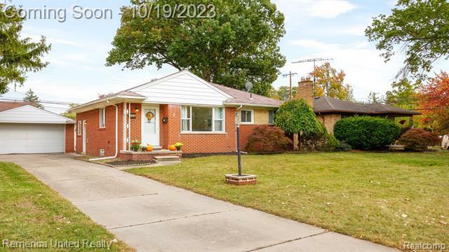 6820 Robindale Avenue  Dearborn Heights MI 48127 photo