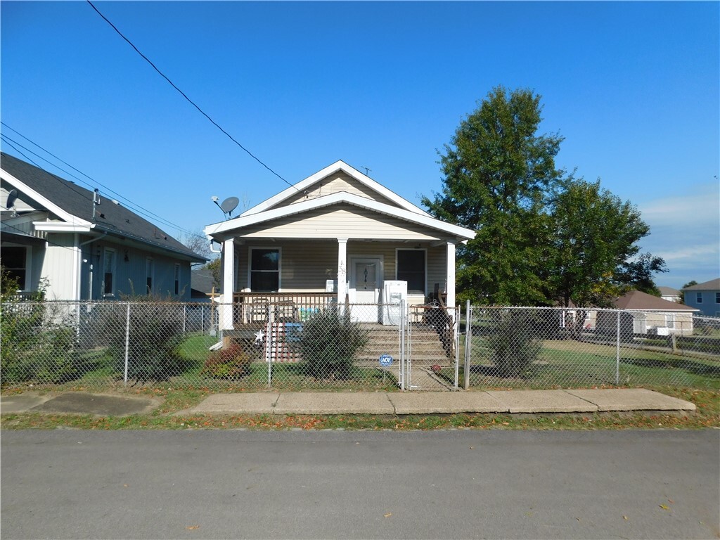 Property Photo: 38 Herman Street PA 15401