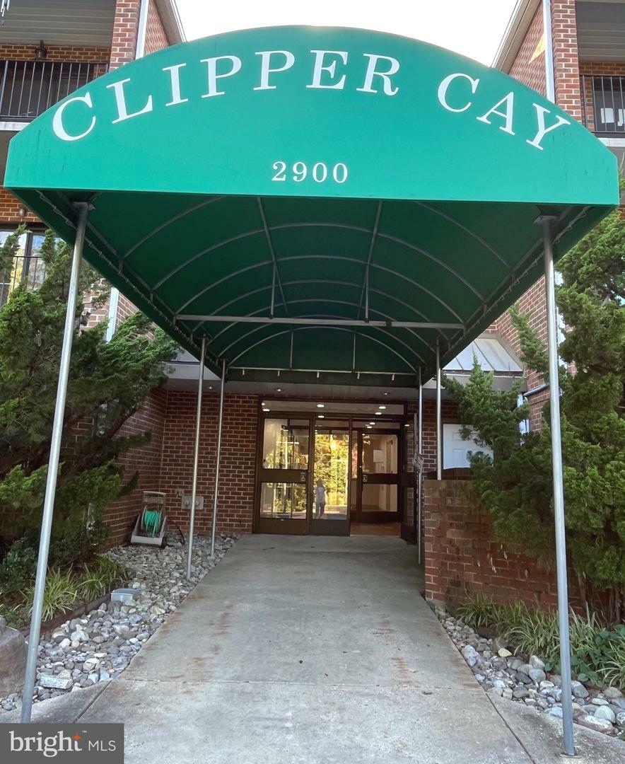 Property Photo: 2900 Shipmaster Way 112 MD 21401