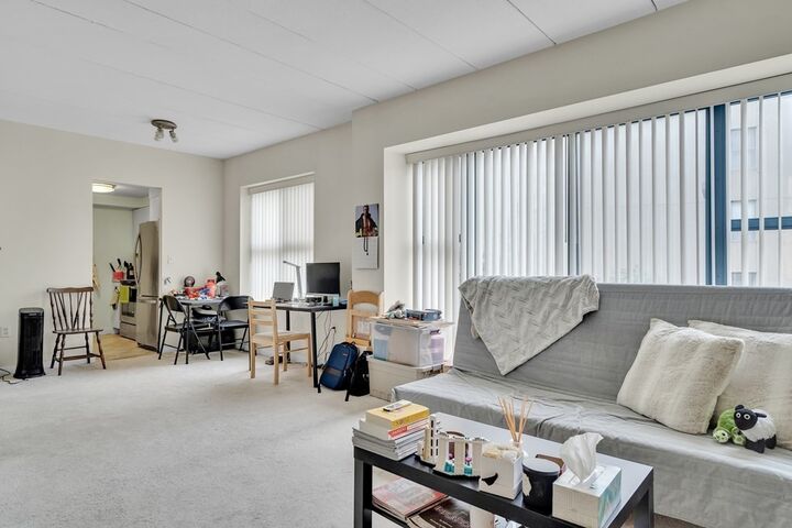 Property Photo:  170 Gore St 111  MA 02141 