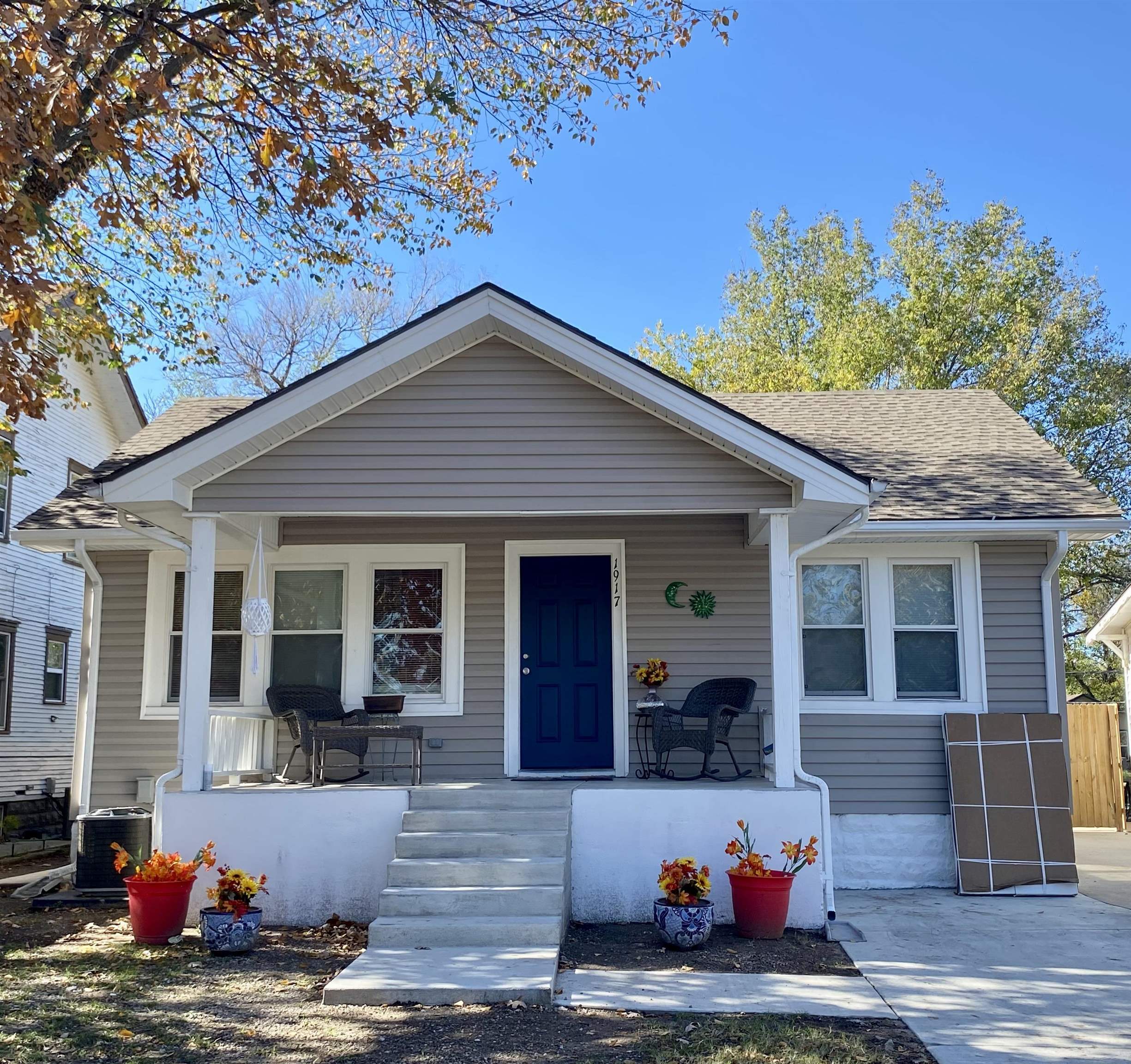 Property Photo:  1917 S Market  KS 67211 