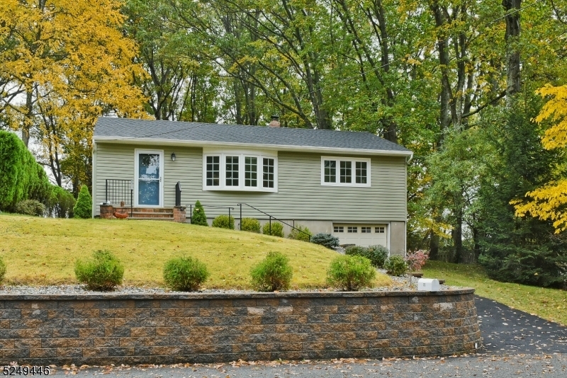 Property Photo:  23 Sioux Ave  NJ 07866 