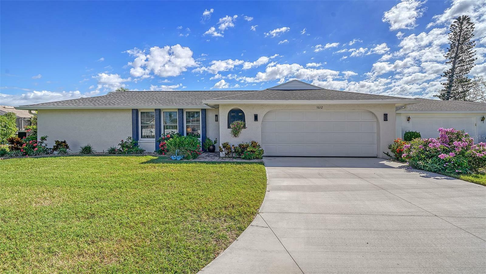 Property Photo:  1612 Duffy Court  FL 34293 