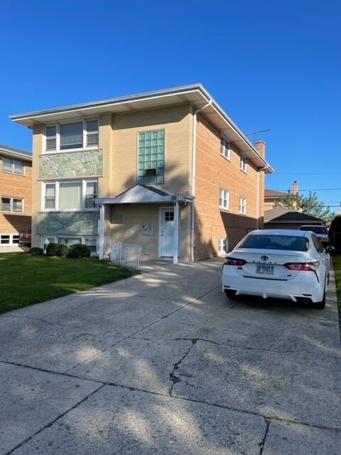 Property Photo:  8542 W Argyle Street 2  IL 60656 