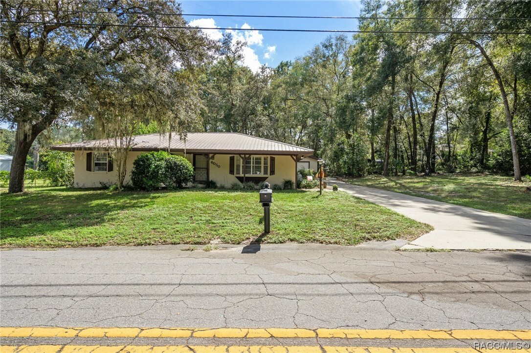 Property Photo:  6050 E Slate Street  FL 34452 