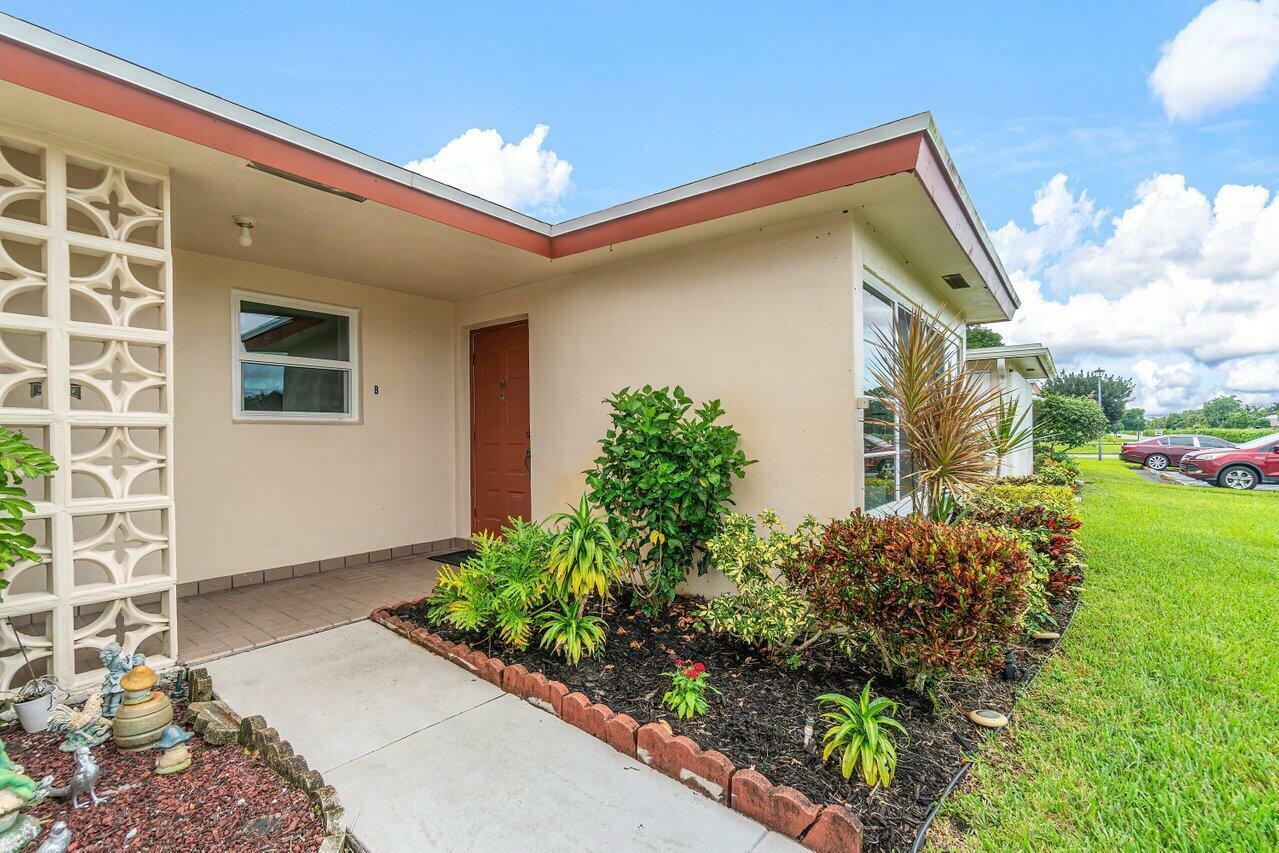 Property Photo:  4570 NW 4th Street B  FL 33445 