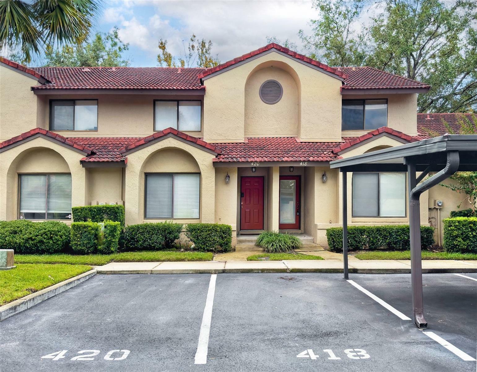 Property Photo: 418 Club Drive FL 32708