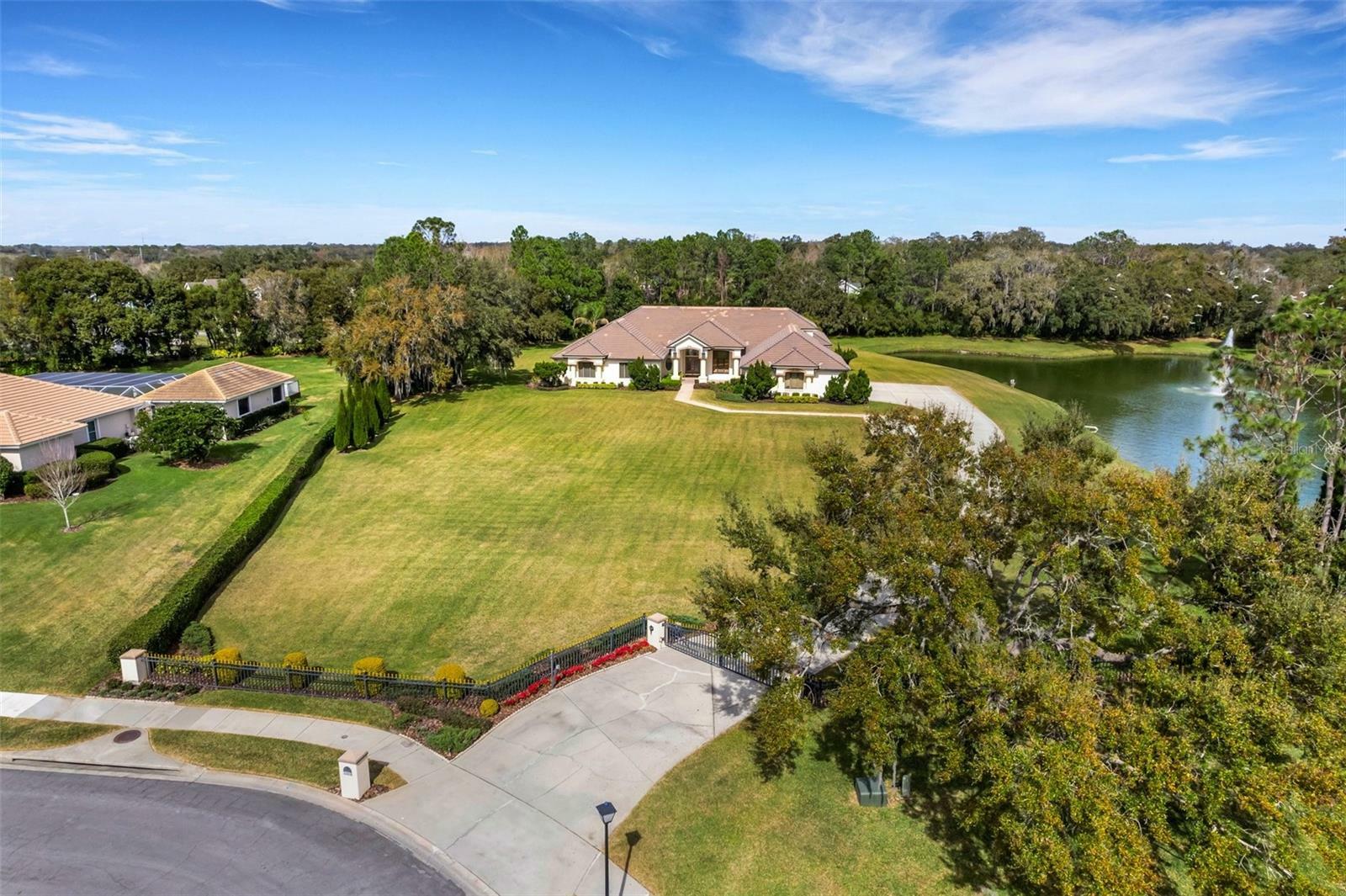 Property Photo:  3300 Bridgefield Drive  FL 33803 