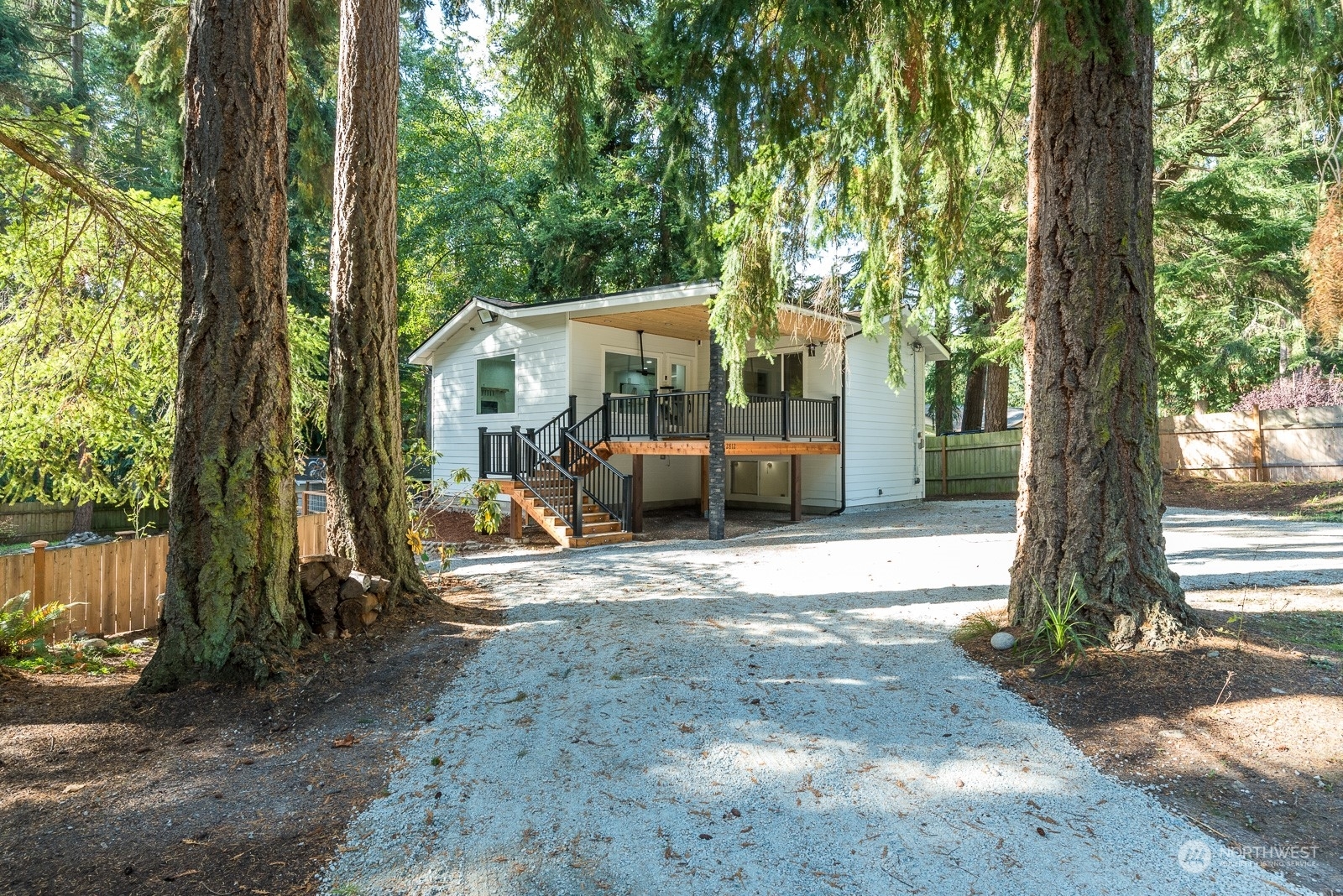 Property Photo:  2812 Huckleberry Lane  WA 98282 