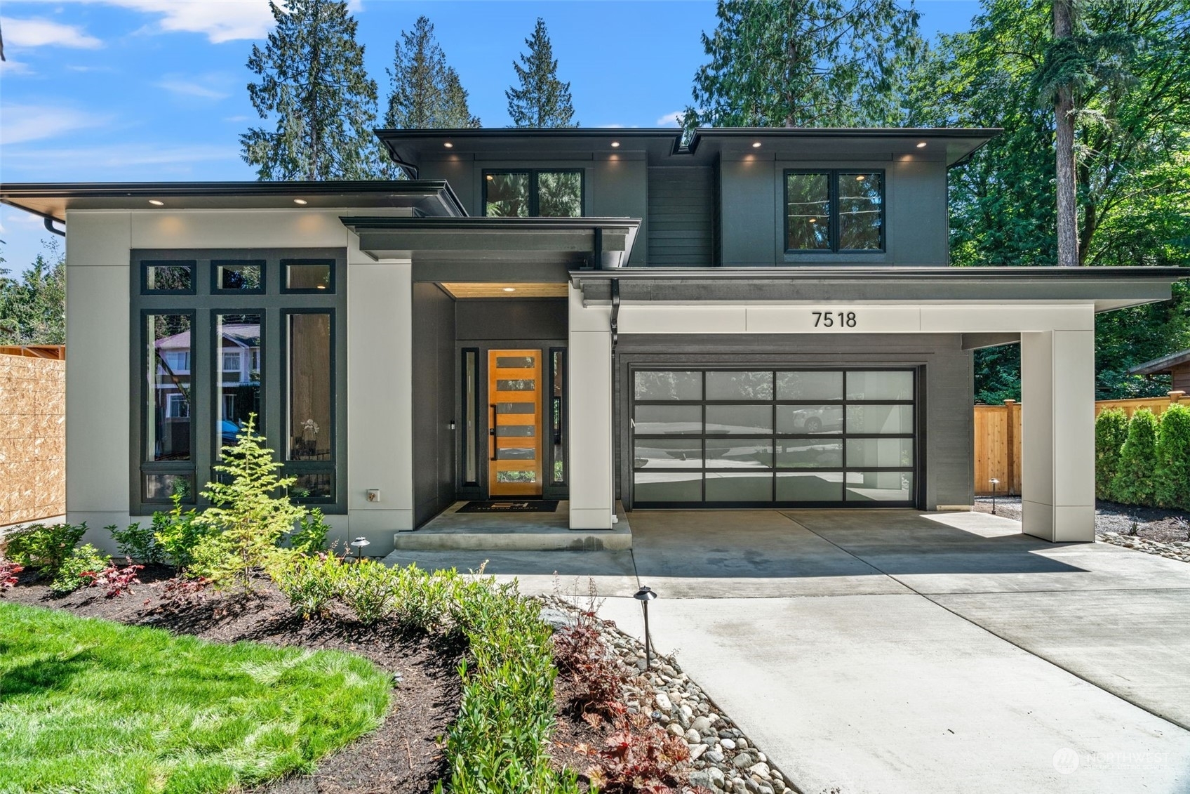 Property Photo:  7518 151st Avenue NE  WA 98052 