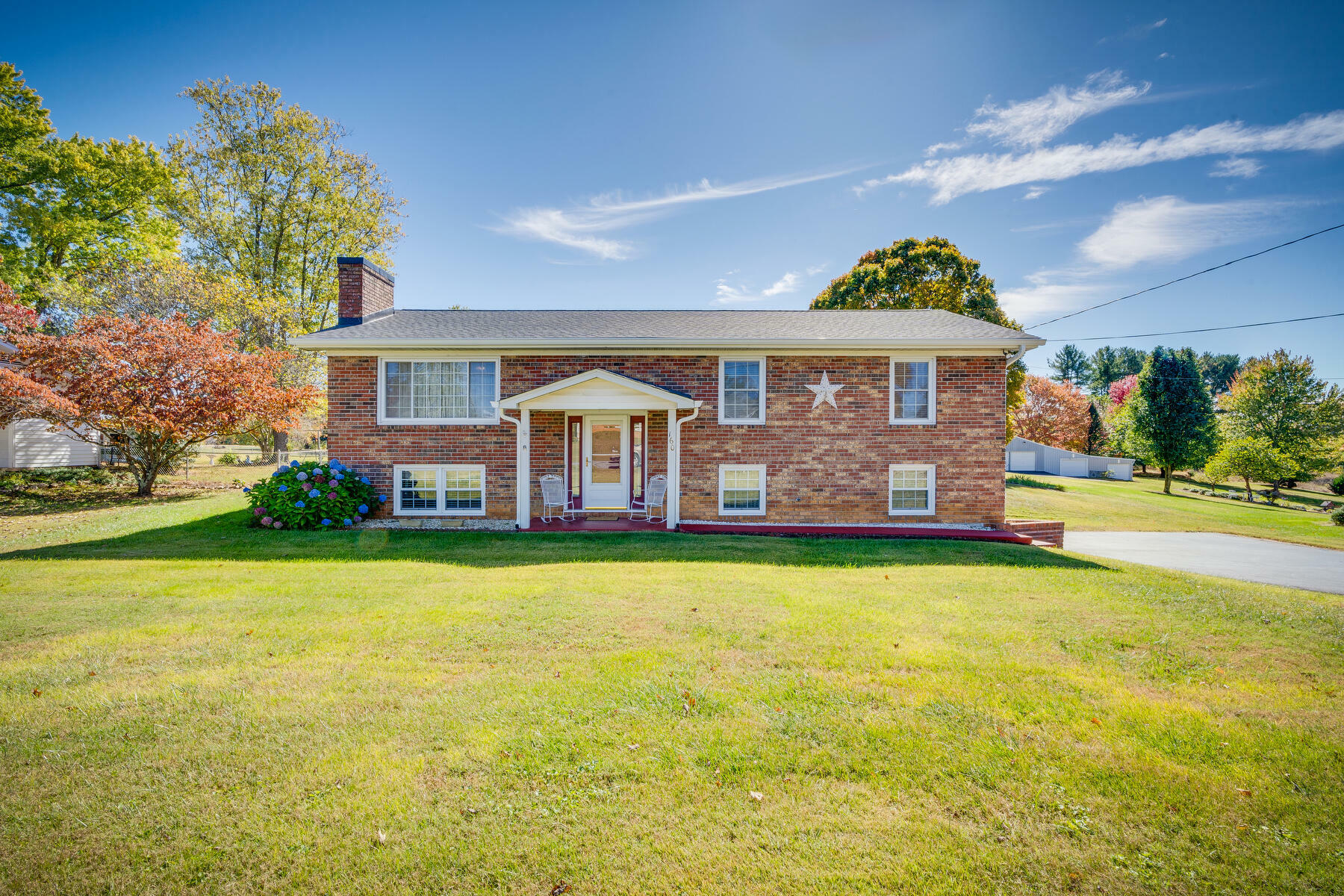 Property Photo:  160 Boone Avenue  TN 37615 