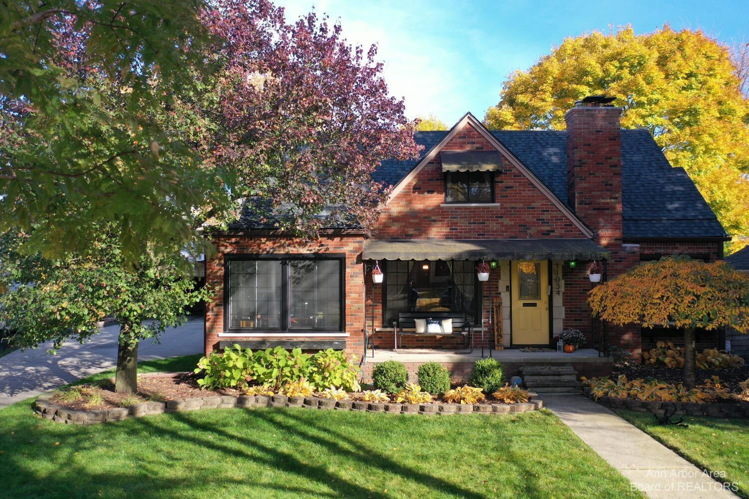 Property Photo:  11034 Arden Street  MI 48150 