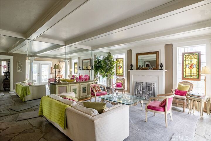 Property Photo: 720 S Catalina Avenue CA 90277