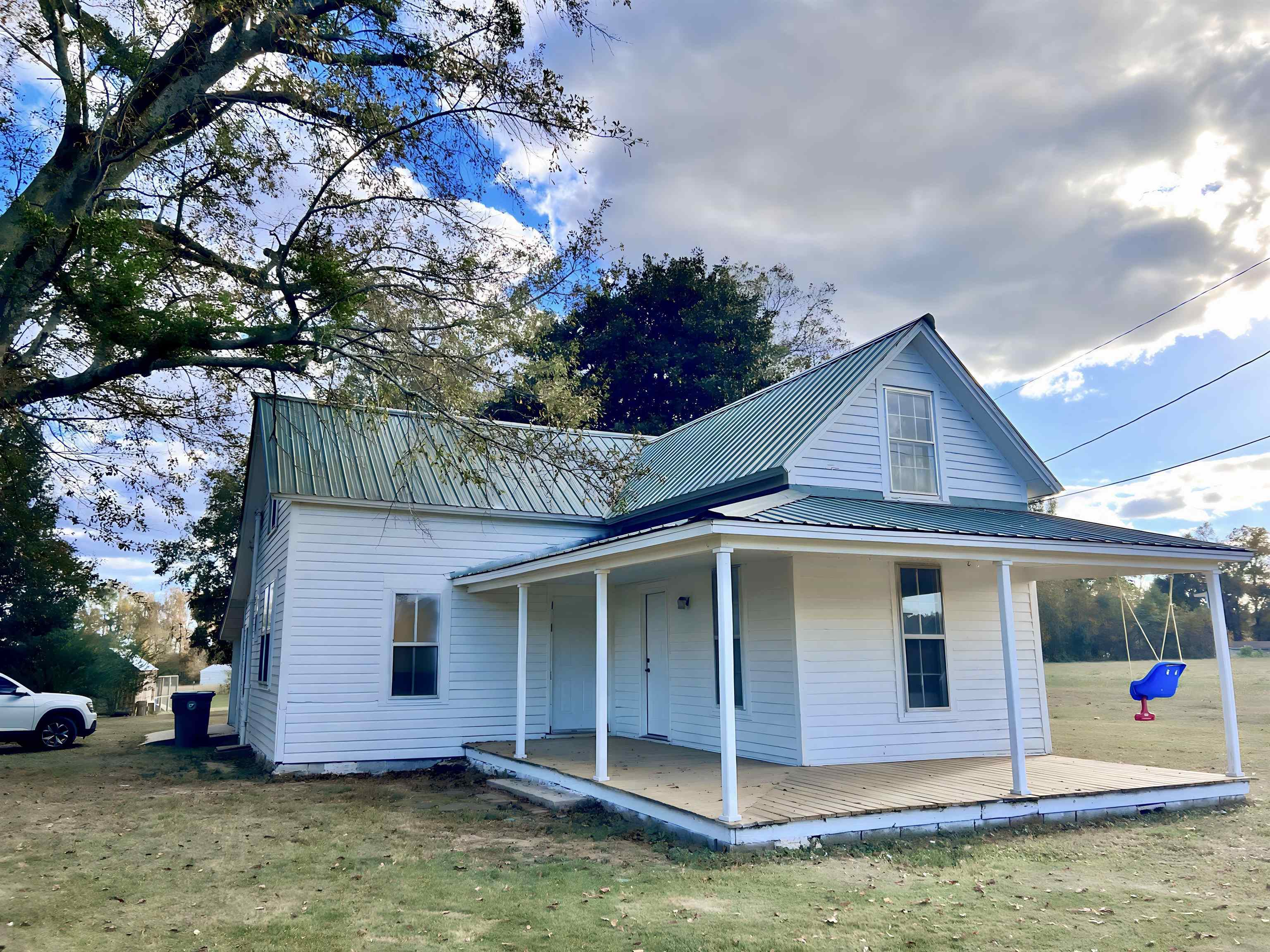 Property Photo: 990 Co Rd 599 AL 35077 - HANCEVIL