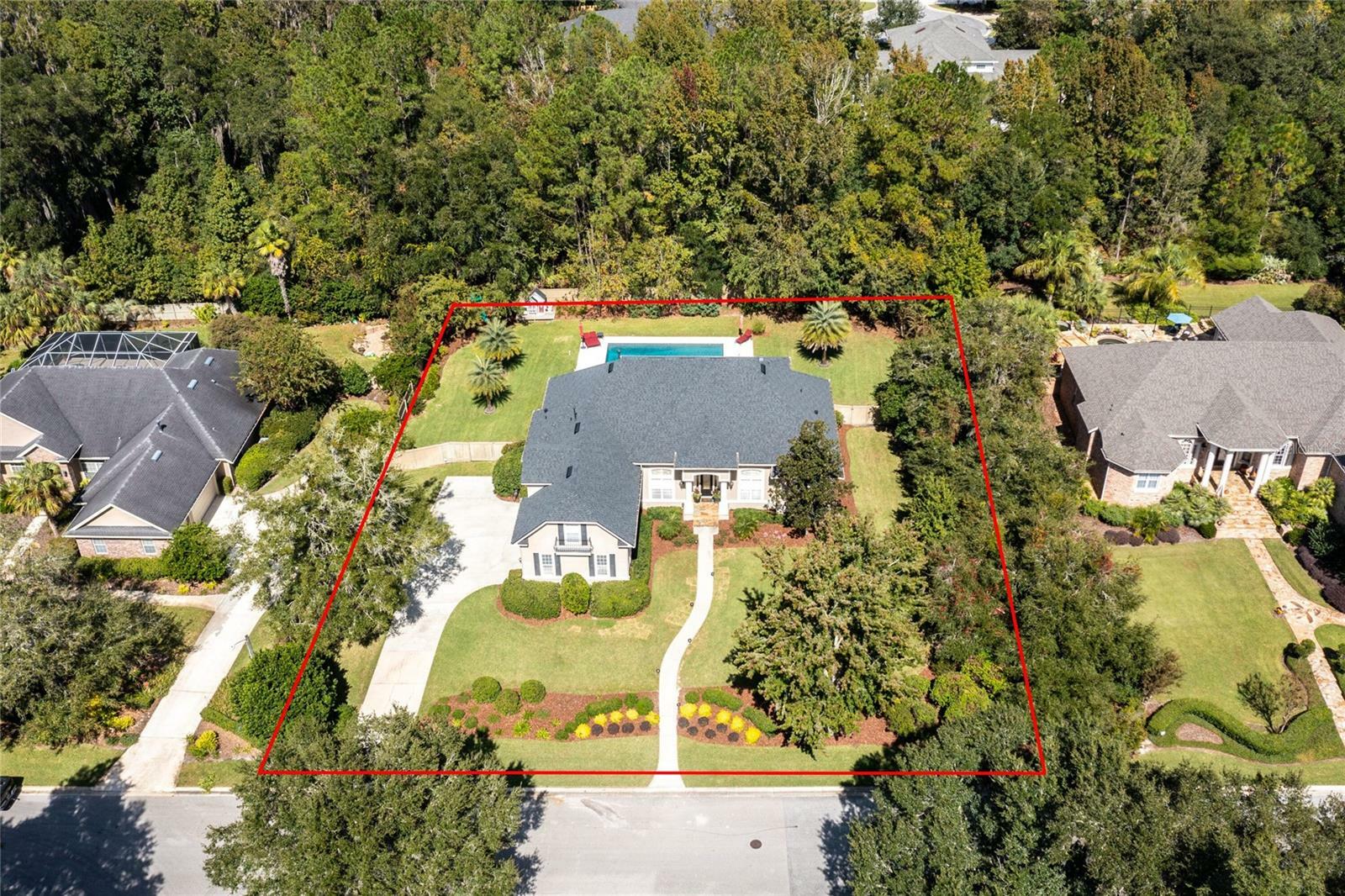 Property Photo: 8714 SW 38th Avenue FL 32608