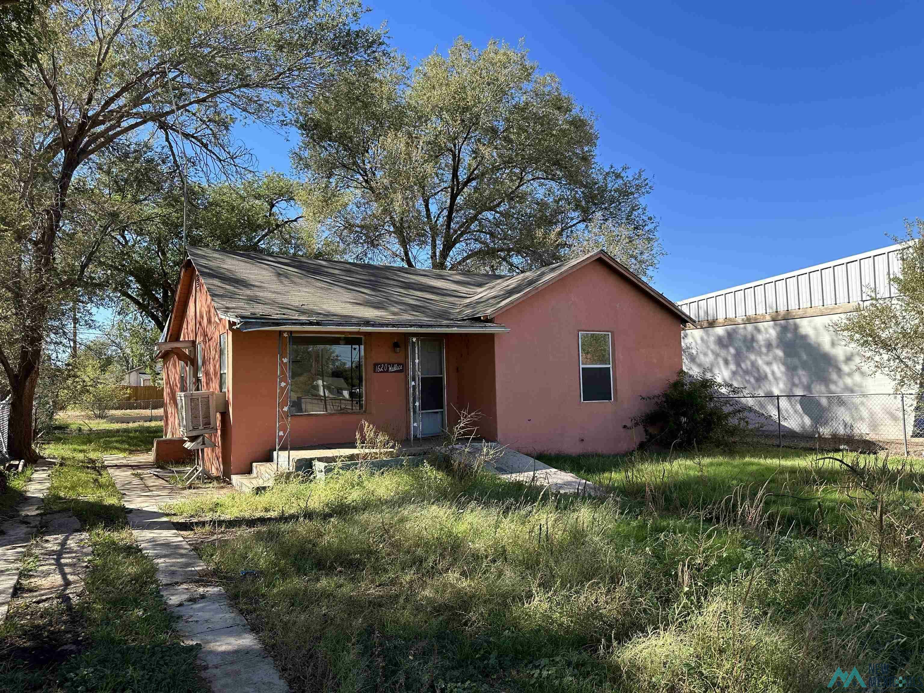 Property Photo:  1620 Wallace Street  NM 88101 
