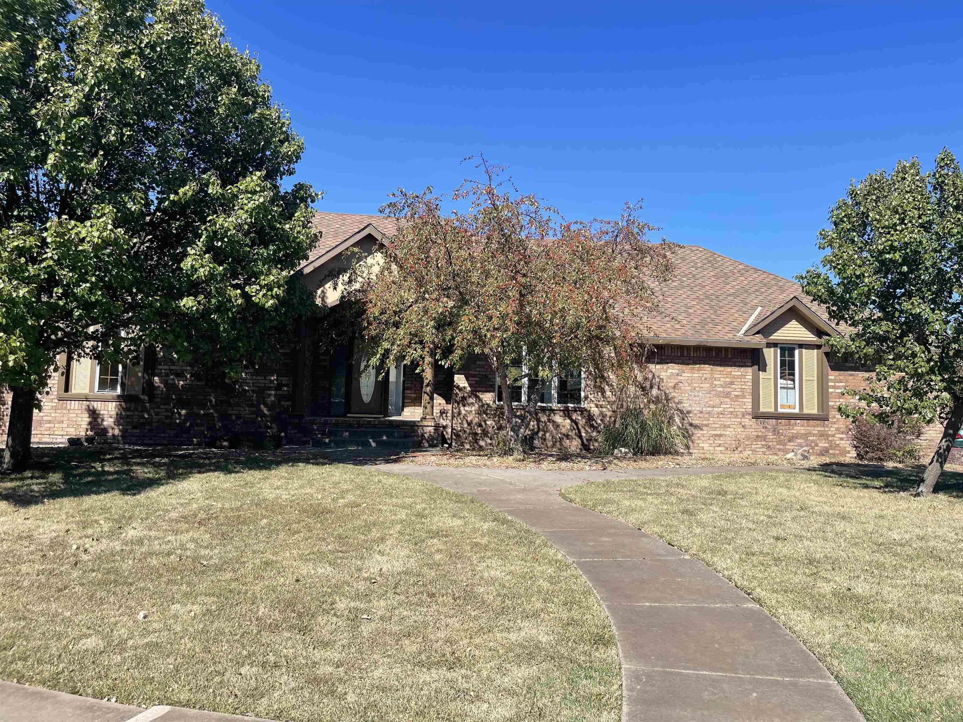 Property Photo:  4901 N Sandkey St  KS 67204 