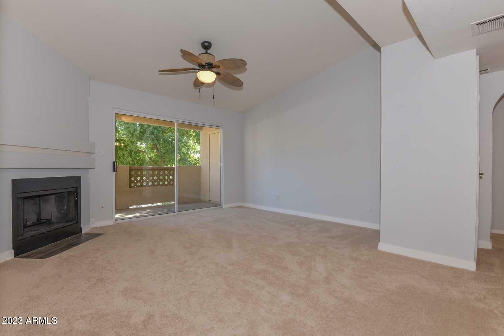 Property Photo:  1880 E Morten Avenue 201  AZ 85020 