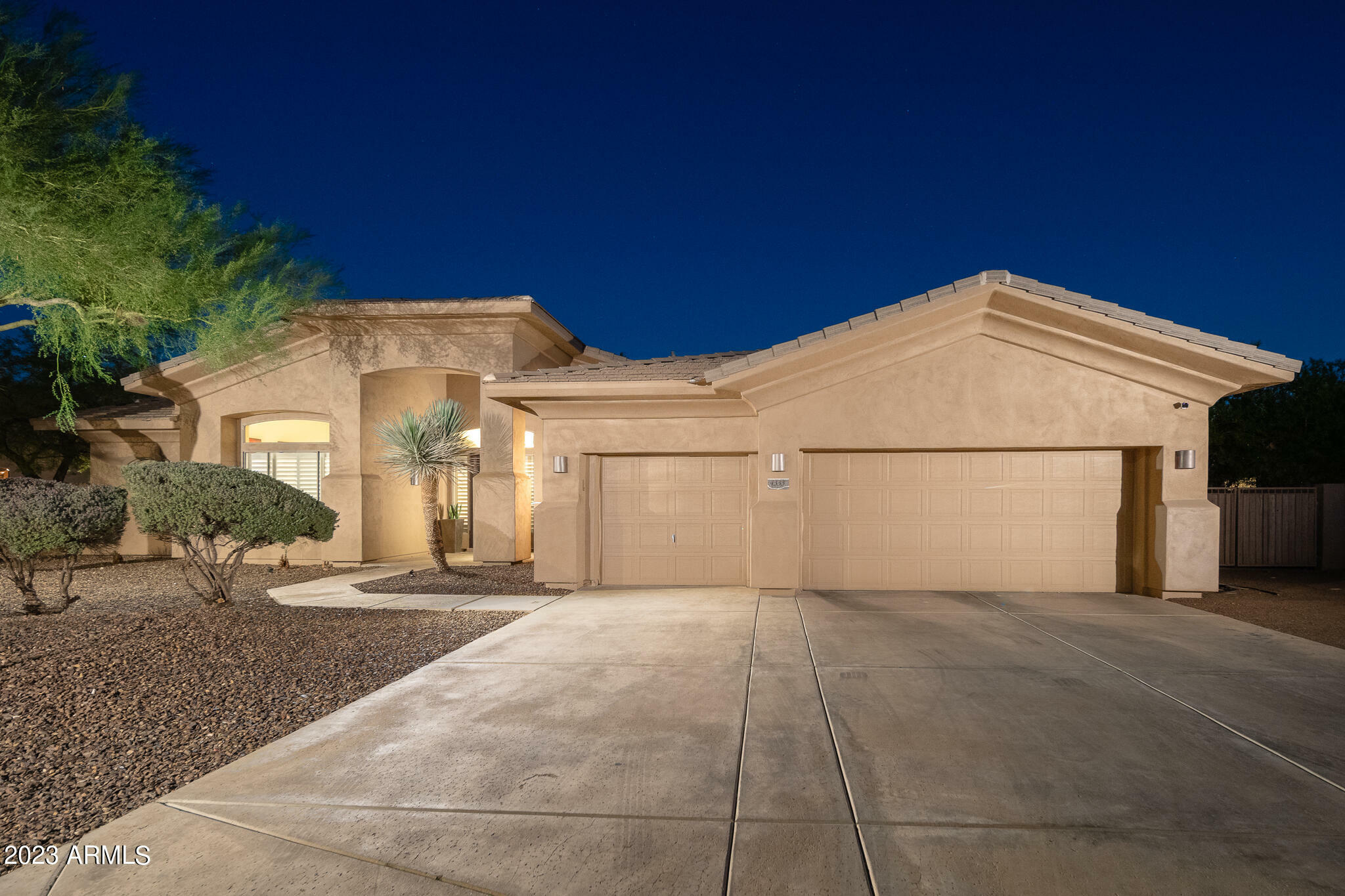 Property Photo:  4333 W Range Mule Drive  AZ 85083 