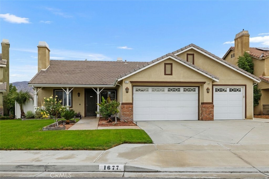 1677 Hayloft Place  San Jacinto CA 92582 photo