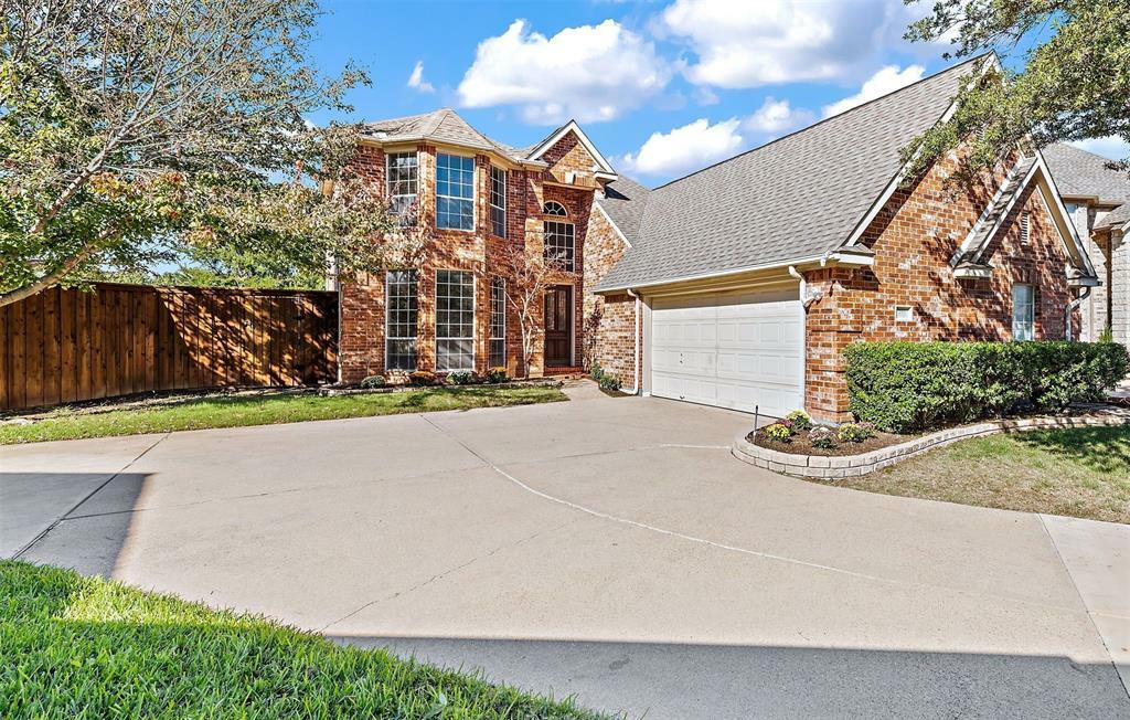 Property Photo:  310 Heatherwood Drive  TX 75063 