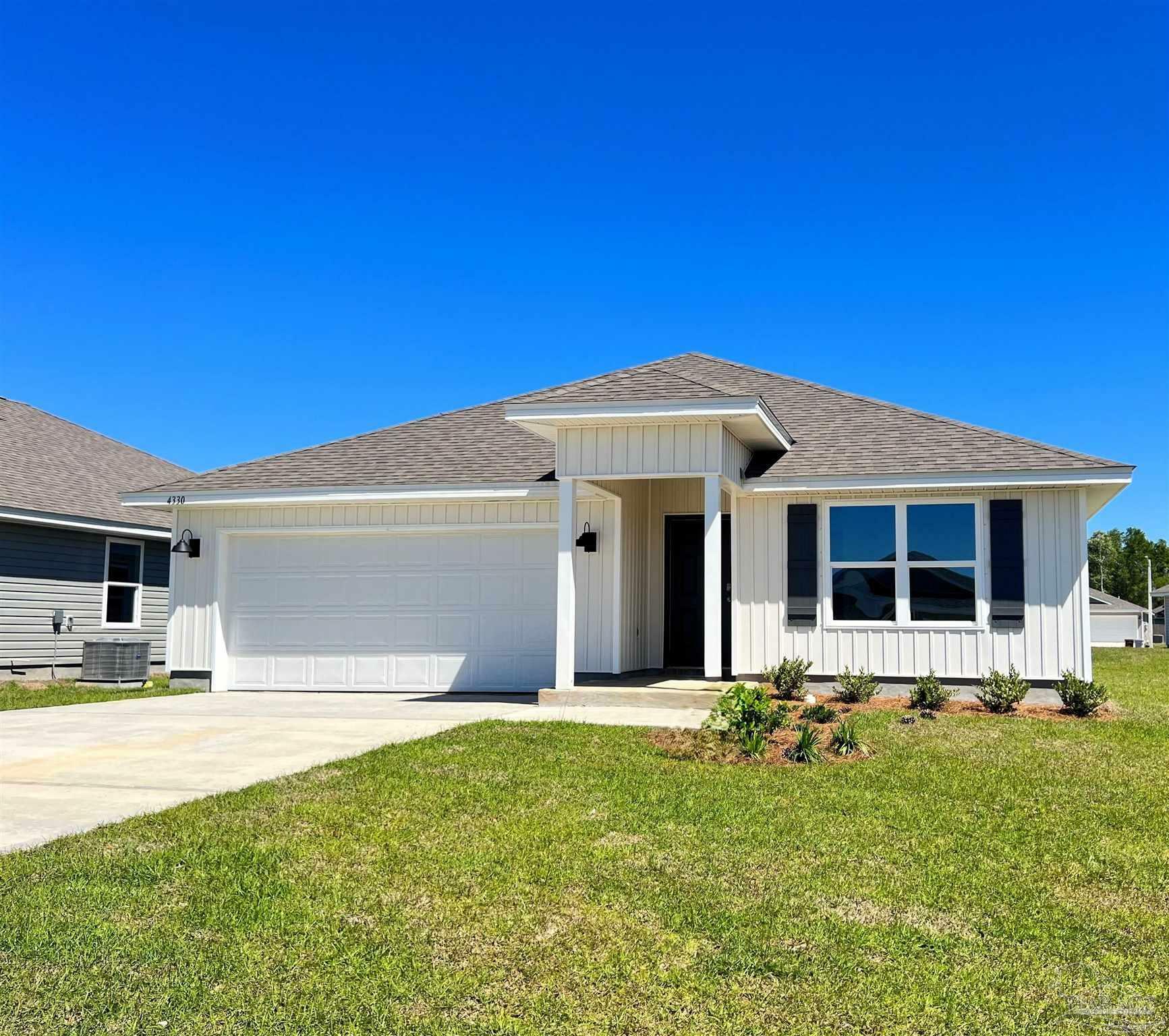 Property Photo:  4330 Winged Elm Ct  FL 32571 