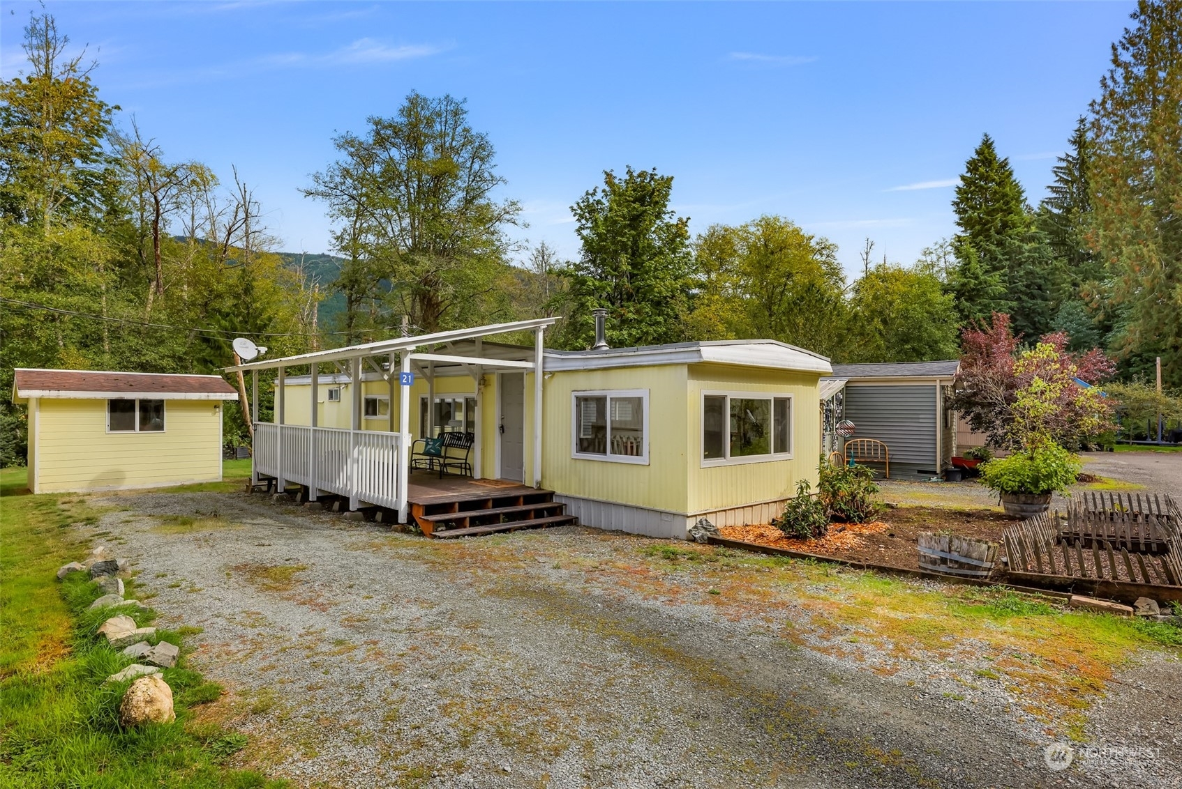 Property Photo:  316 W Lake Samish Drive 21  WA 98229 