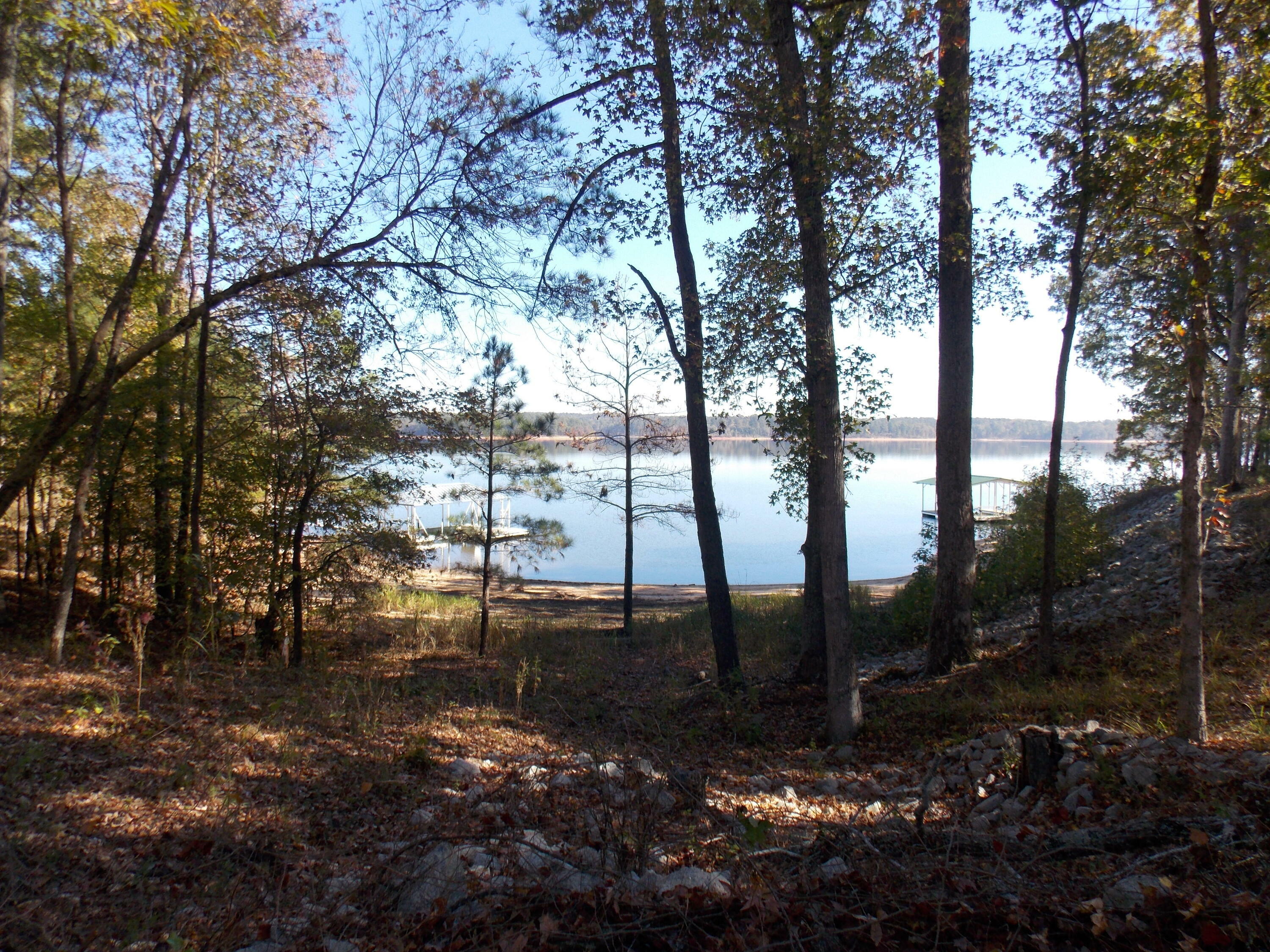 Property Photo:  18 South Pointe Cv  GA 30817 